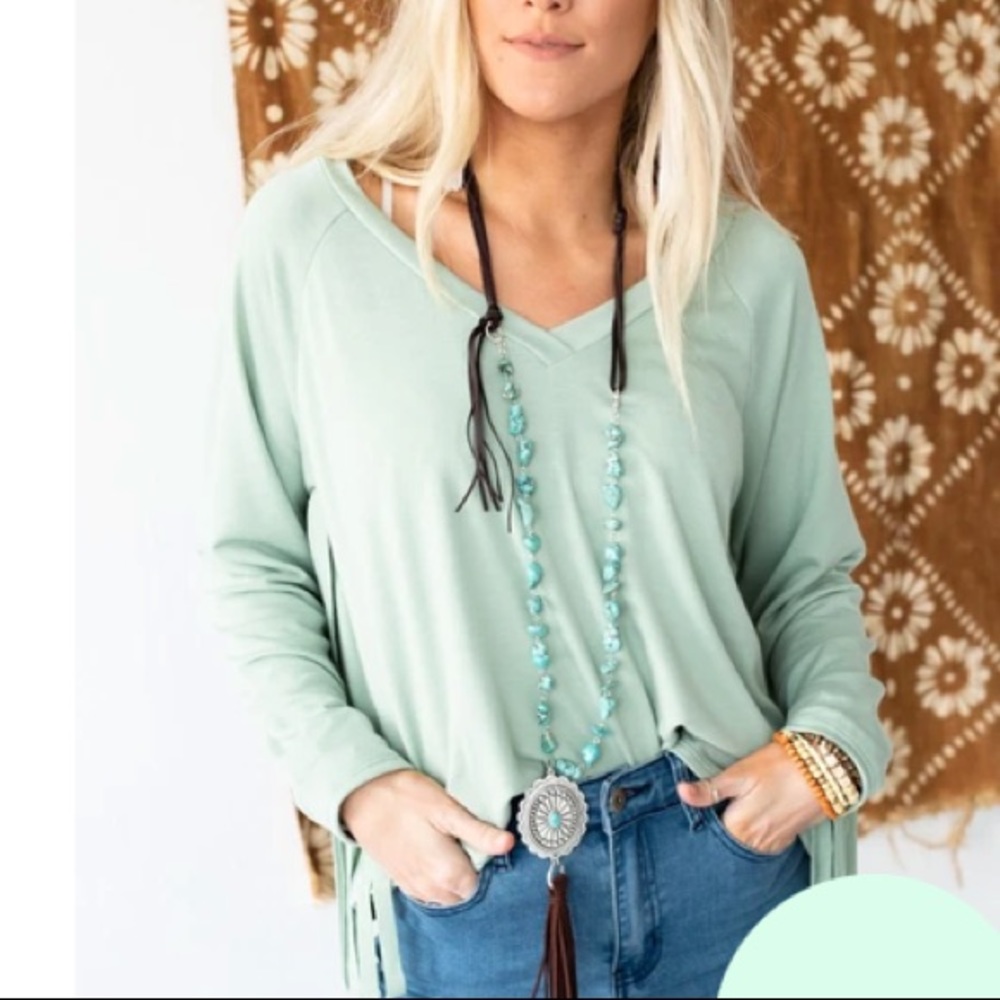 Three bird nest Brita fringe top